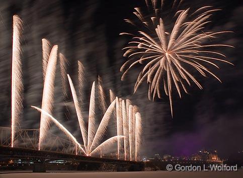 Winterlude 2010 Fireworks_13672.jpg - Winterlude ('Bal de Neige' in French) is the annual winter festivalof Canada's capital region (Ottawa, Ontario and Gatineau, Quebec).Photographed from Gatineau (Hull), Quebec, Canada.